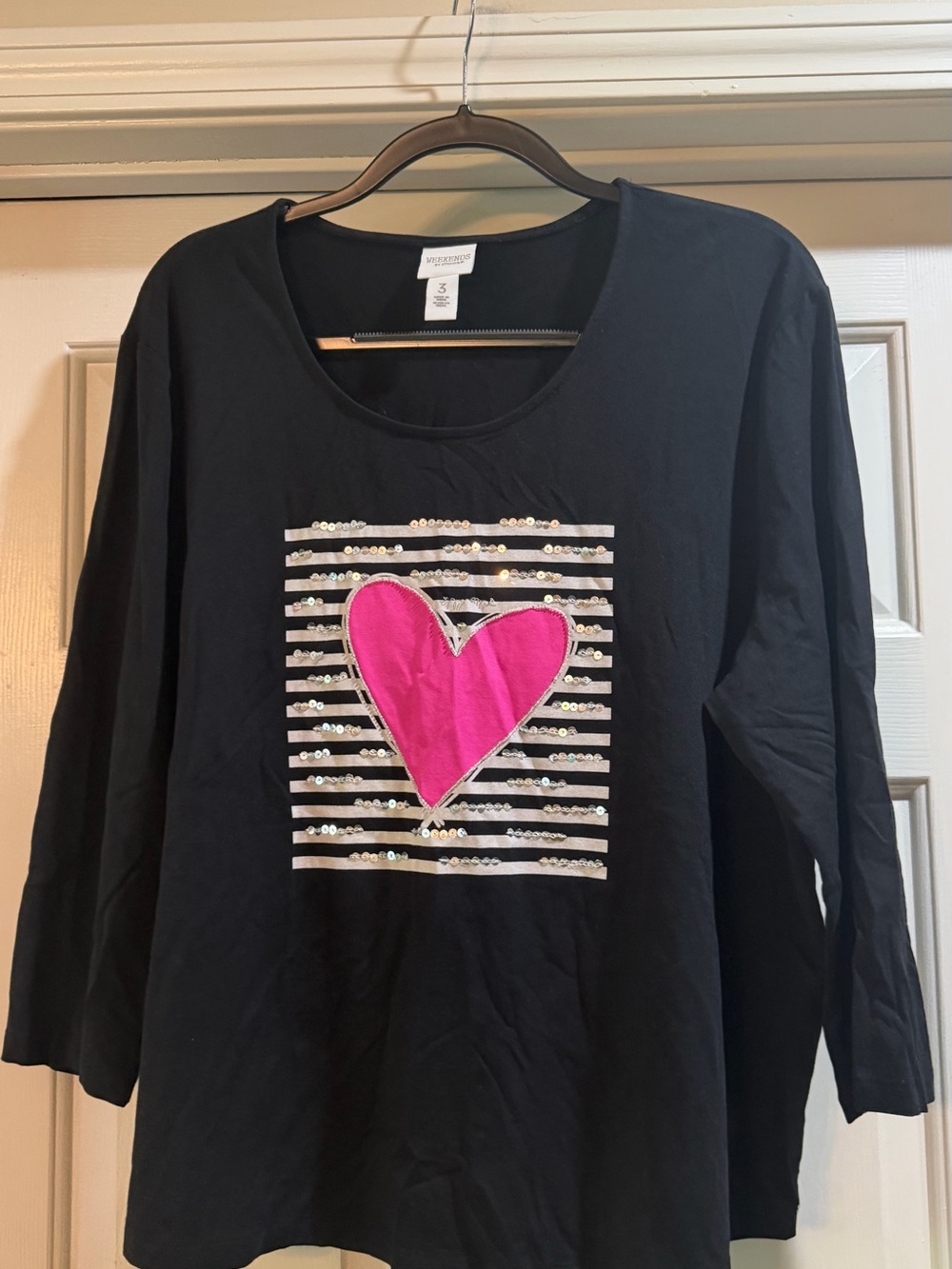 Chico’sSweetheart Sequin Heart Women's Black Top Size 3 / XL Pit2Pit 24.5”